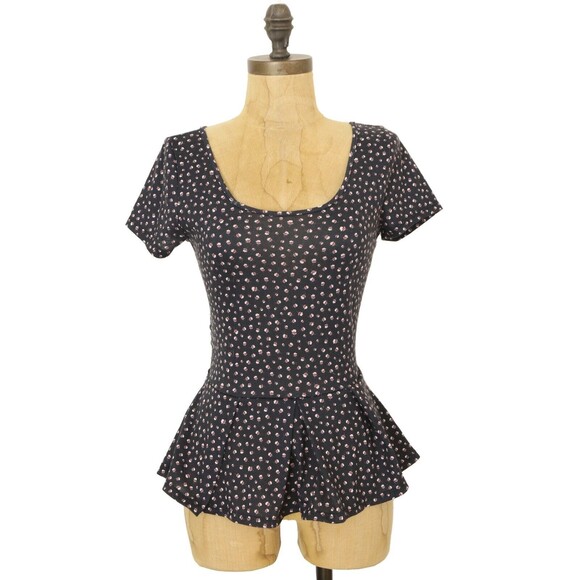 Estam Cutout Back Peplum Top Juniors M Floral Scoop Neck Short Sleeve EUC B33 - Picture 1 of 5